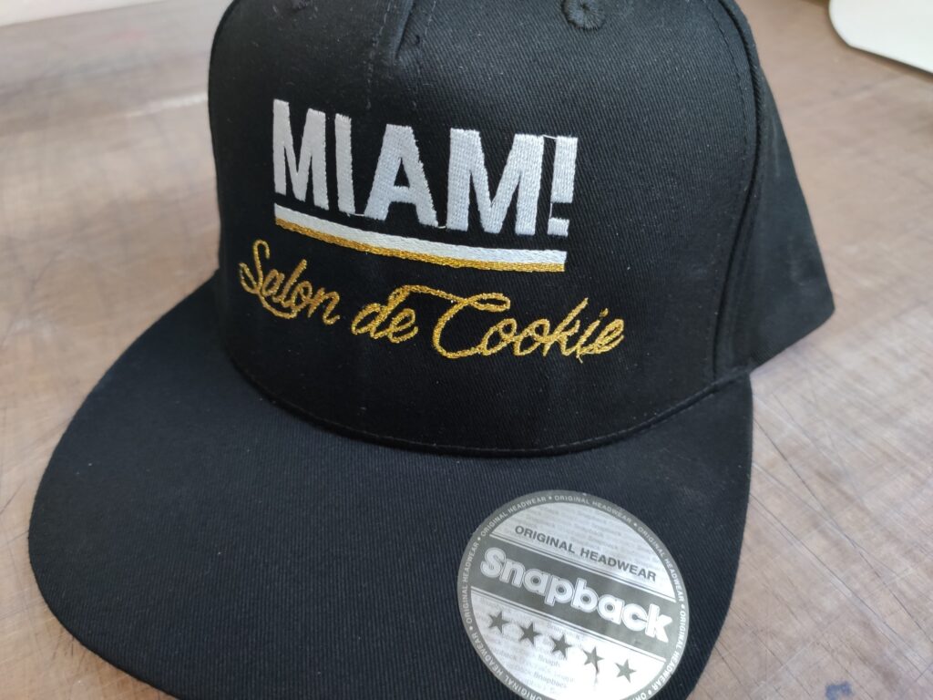 broderie casquette - www.rsdesign.be